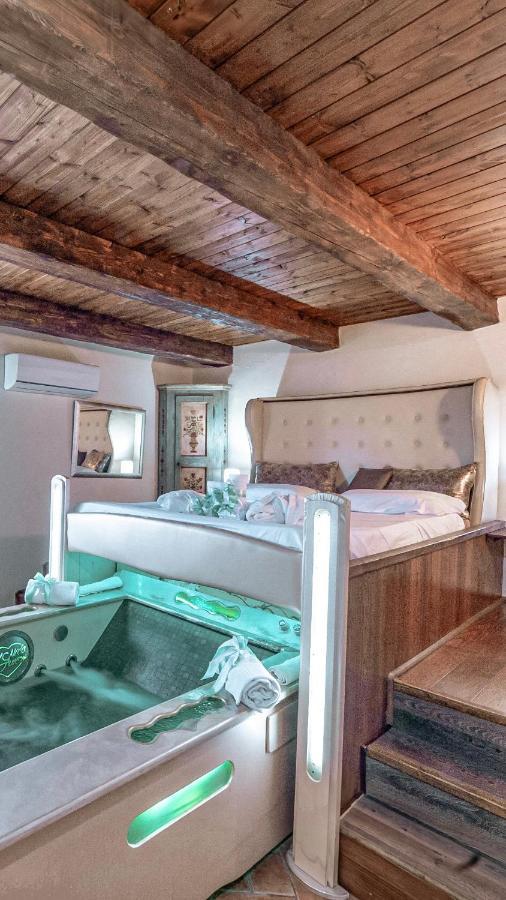 Il Nido D'amore - Colombaie Bed and breakfast Lorenzana