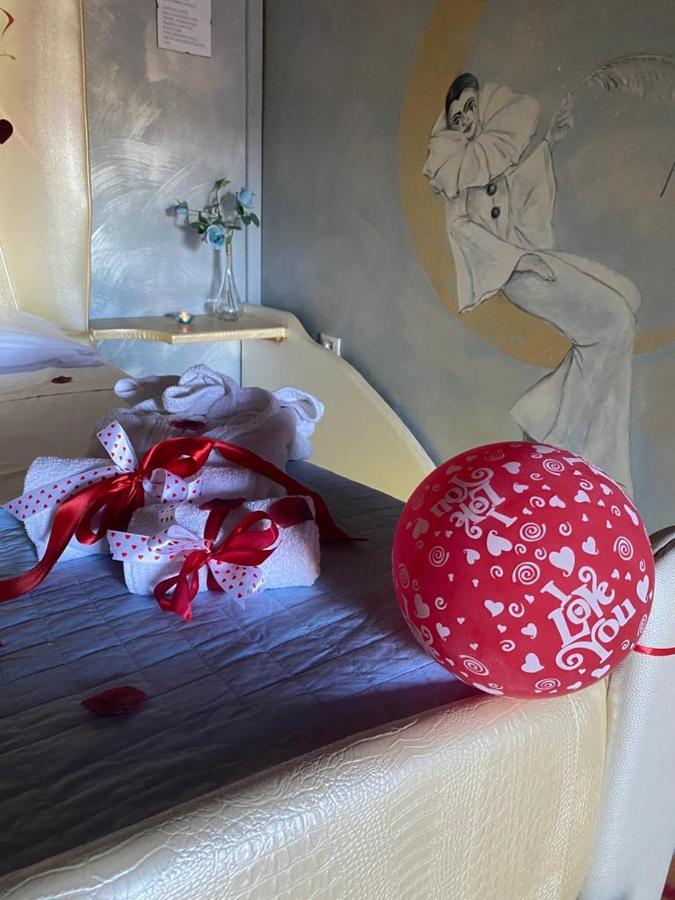 Il Nido D'Amore - Lorenzana Colombaie Bed & Breakfast Lorenzana