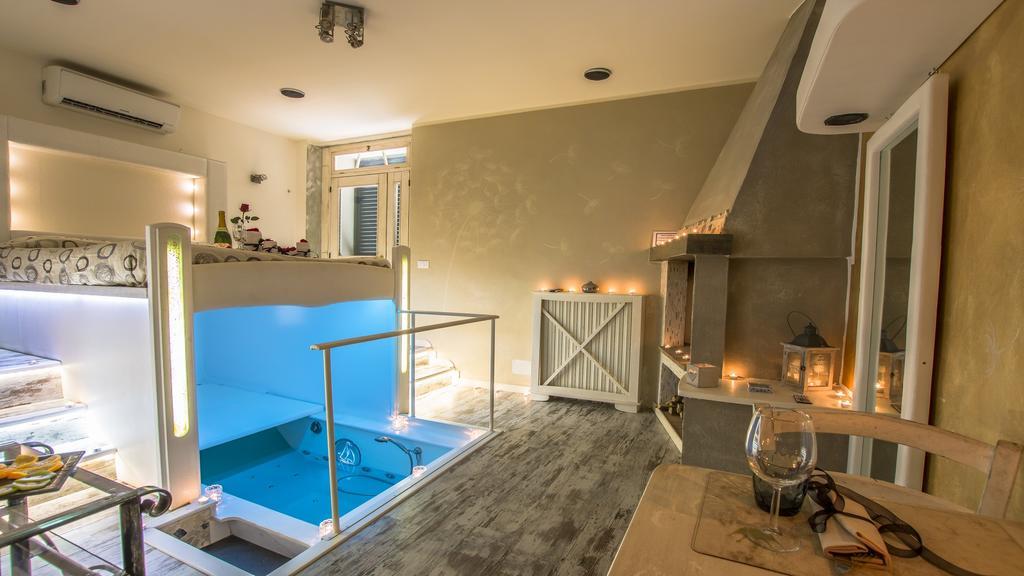 Bed & Breakfast Il Nido D'Amore - Lorenzana Colombaie Lorenzana